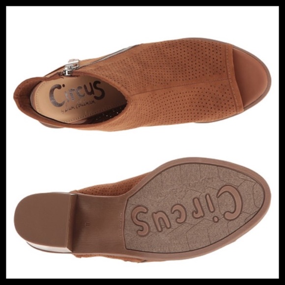 🎉HOST PICK🎉Sam Edelman Suede Perforated Booties - Picture 4 of 5